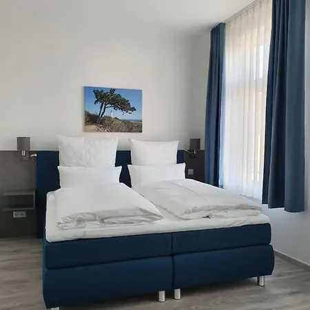 מלון Hanseat שטראלסונד